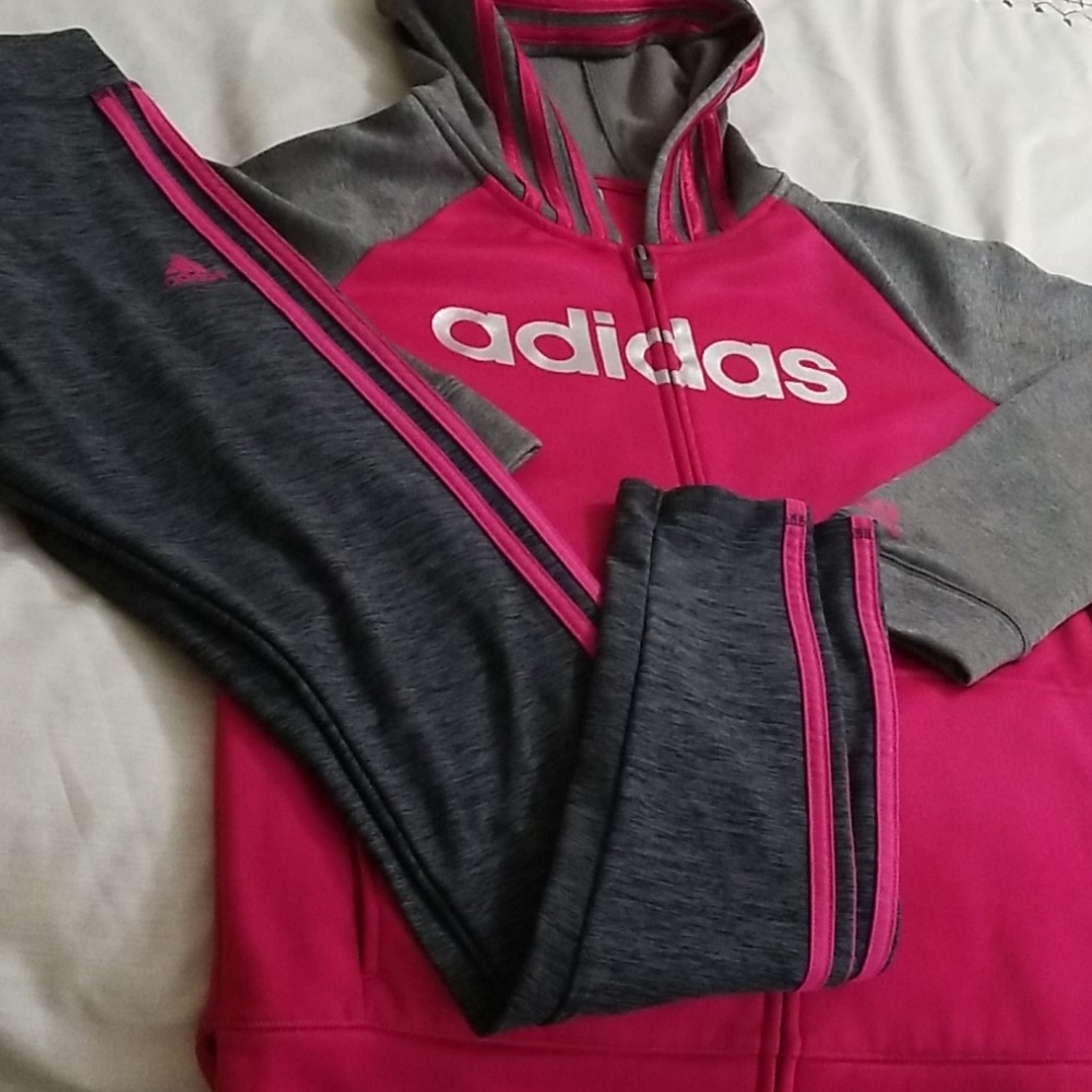 Adidas matching athletic set